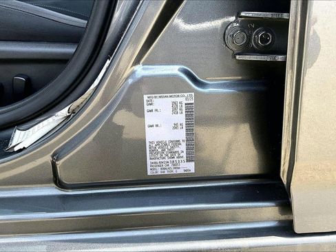 Used 2025 Nissan Altima 2.5 SV FWD image 19