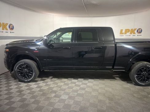 New 2026 RAM 2500 Limited AWD/4WD image 9