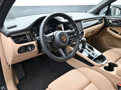 New 2026 Porsche Macan S image 14