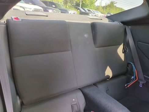 Used 2022 Toyota GR86 RWD image 13
