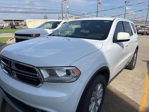 Used 2020 Dodge Durango SXT image 1
