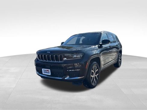 Used 2024 Jeep Grand Cherokee L Limited w/ Luxury Tech Group II image 33