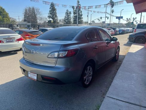 Used 2010 MAZDA MAZDA3 i Touring image 5