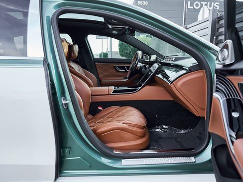 Used 2026 Mercedes-Benz Maybach S 680 4MATIC image 29