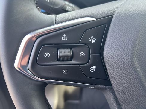 Used 2025 Chevrolet Trax LT w/ Driver Confidence Package image 20