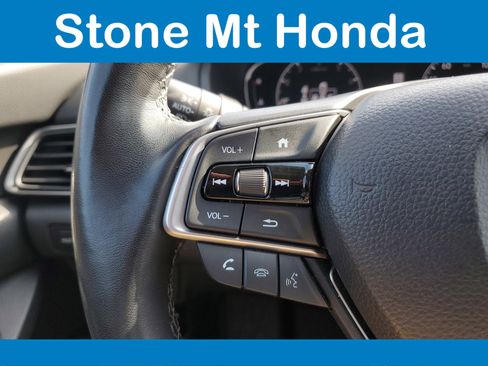 Used 2022 Honda Accord Touring image 22