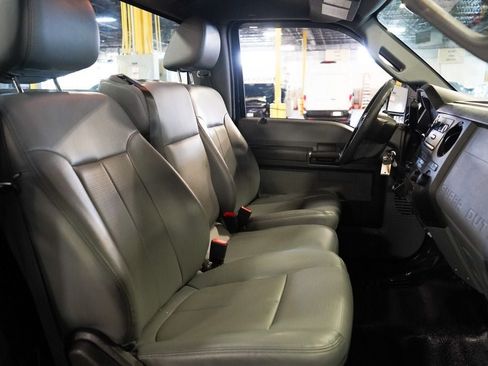 Used 2016 Ford F350 XL w/ Power Equipment Group AWD/4WD image 19