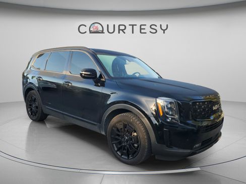 Certified 2022 Kia Telluride SX w/ SX Prestige Package image 5