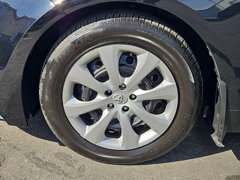 Used 2025 Toyota Corolla LE image 25