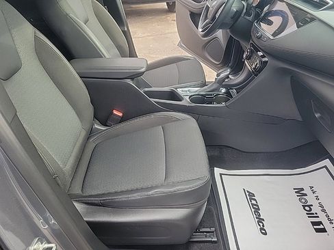 Certified 2021 Buick Encore GX Preferred w/ Cold Weather Comfort Package image 25