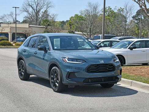 Used 2025 Honda HR-V Sport image 6