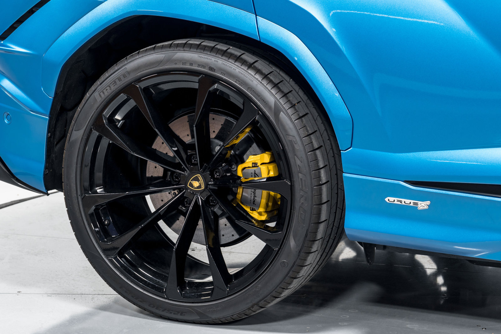 Used 2024 Lamborghini Urus S AWD/4WD image 57