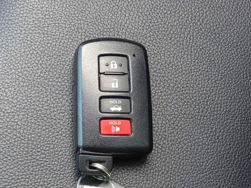 Used 2016 Toyota Corolla LE Premium FWD image 34