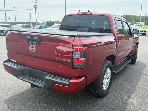 Used 2024 Nissan Frontier SV w/ SV Convenience Package AWD/4WD image 4