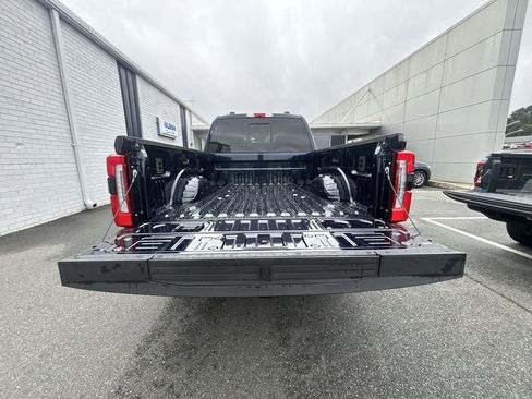 New 2025 Ford F250 Platinum w/ FX4 Off-Road Package image 20