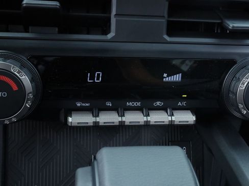 New 2025 Toyota Tacoma TRD Sport image 7