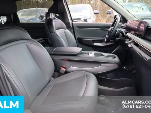 Used 2024 Kia EV9 Light Long Range image 29