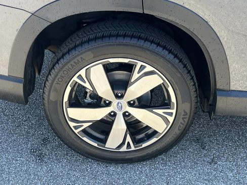 Used 2021 Subaru Forester Touring w/ Popular Package #2 image 17