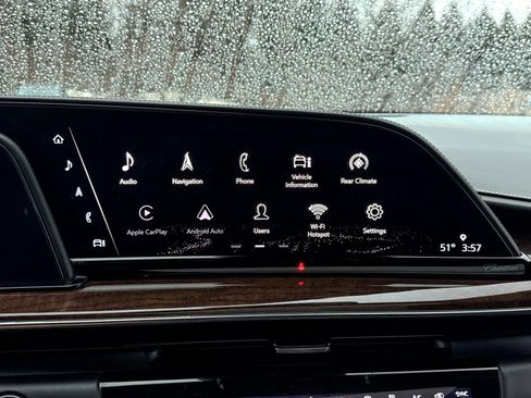 Used 2021 Cadillac Escalade Sport Platinum w/ LPO, ONYX Package image 25