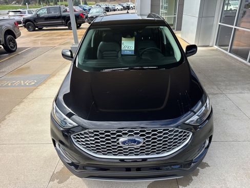 Certified 2024 Ford Edge SEL w/ Convenience Package AWD/4WD image 12