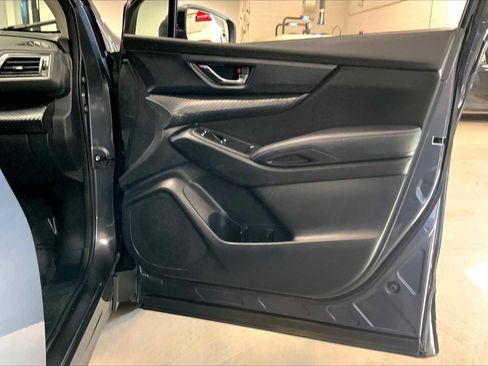 Used 2023 Subaru Ascent Premium w/ Convenience Package image 22