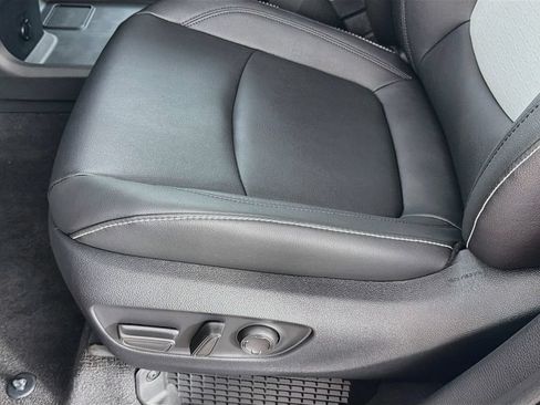 New 2026 Toyota Sienna XSE FWD image 23