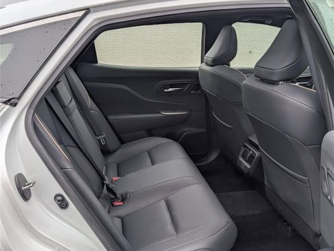 Used 2023 Toyota Crown Platinum image 13