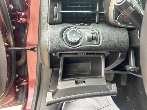 Used 2015 Chevrolet Malibu LTZ image 18