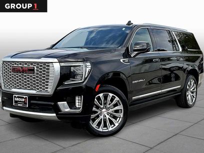Used 2021 GMC Yukon XL Denali w/ Denali Premium Package