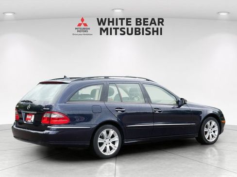 Used 2009 Mercedes-Benz E 350 4MATIC Wagon image 5
