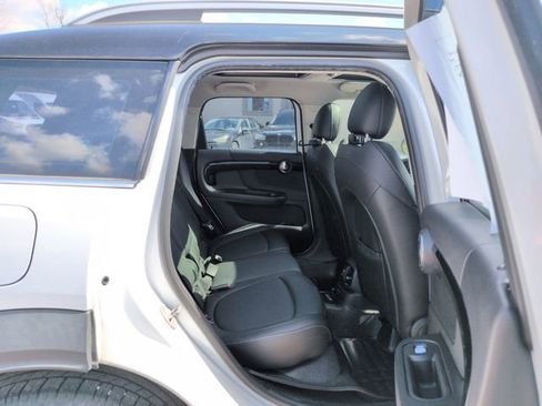 Used 2019 MINI Cooper Countryman S w/ Premium Package image 25