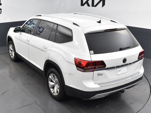 Used 2019 Volkswagen Atlas SE w/ Towing Package FWD image 12