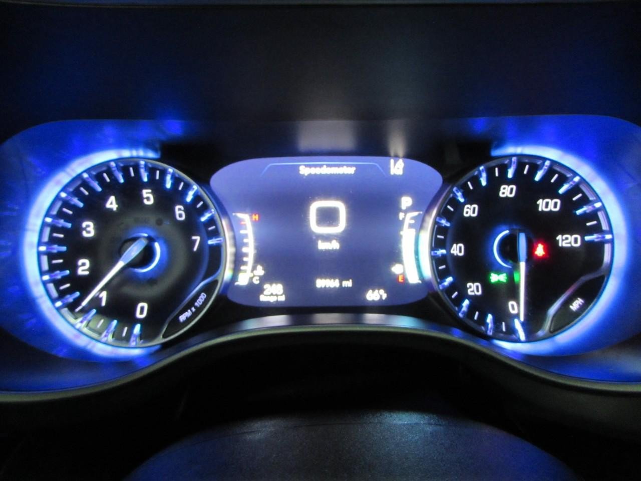 Used 2025 Chrysler Pacifica Select FWD image 27