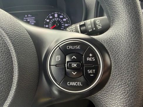 Used 2021 Kia Soul LX FWD image 16