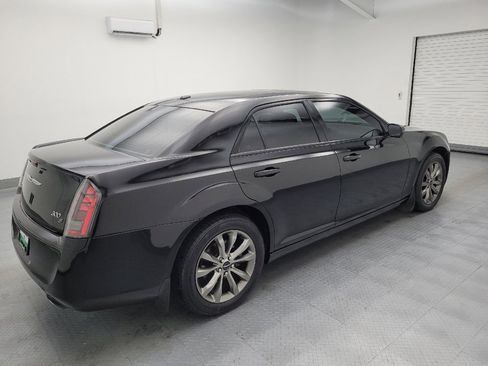 Used 2014 Chrysler 300 S w/ Luxury Group AWD/4WD image 10