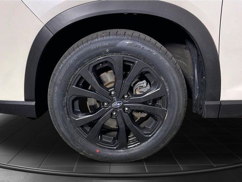 Used 2023 Subaru Forester Sport w/ Popular Package #3 AWD/4WD image 9
