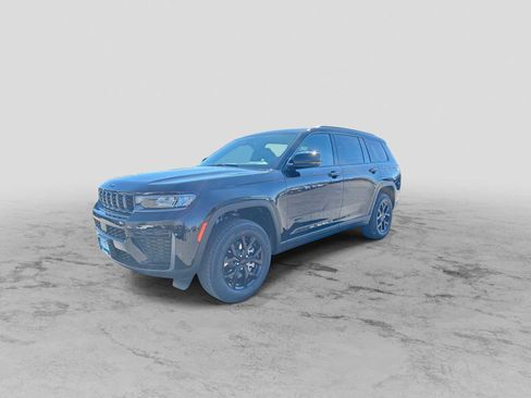 New 2026 Jeep Grand Cherokee L 4WD image 4