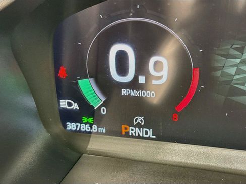 Used 2025 Ford Explorer ST-Line AWD/4WD image 2