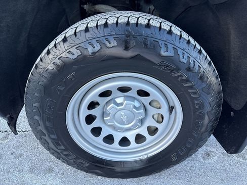 Used 2023 Chevrolet Silverado 1500 W/T w/ WT Value Package image 10