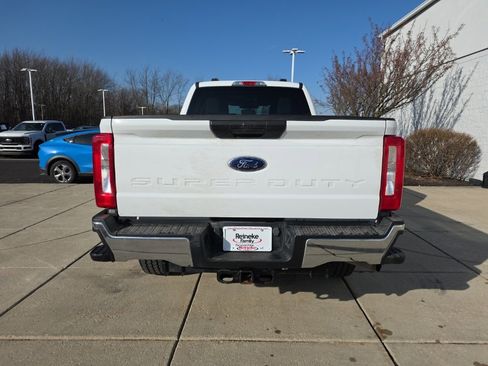 Used 2023 Ford F250 XLT image 6