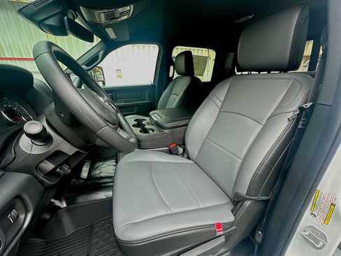 New 2026 RAM 2500 Tradesman AWD/4WD image 13