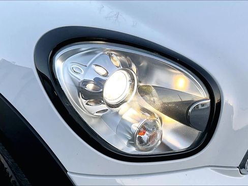 Used 2015 MINI Cooper Paceman S image 27