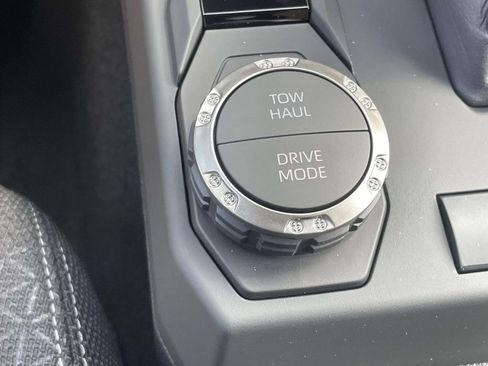 New 2026 Toyota 4Runner SR5 RWD image 22
