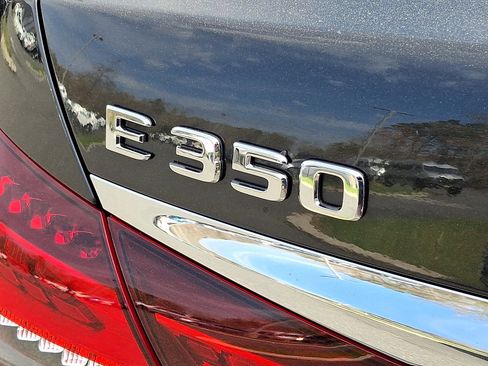 Used 2023 Mercedes-Benz E 350 4MATIC image 33