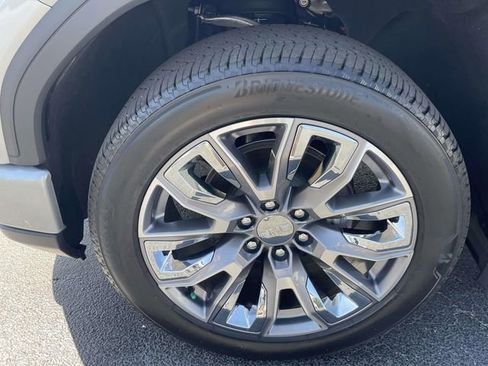 Certified 2025 GMC Sierra 1500 Denali w/ Denali Reserve Package AWD/4WD image 8