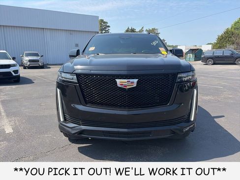 Used 2024 Cadillac Escalade Sport AWD/4WD image 2