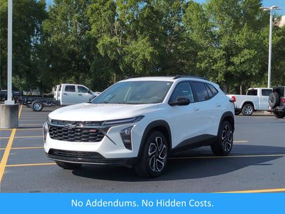 Used 2025 Chevrolet Trax RS w/ Sunroof Package