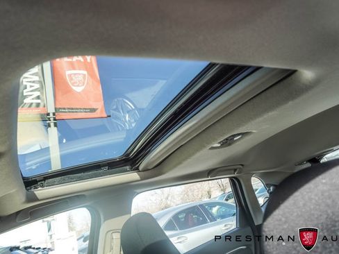 Used 2020 Honda Fit EX image 4