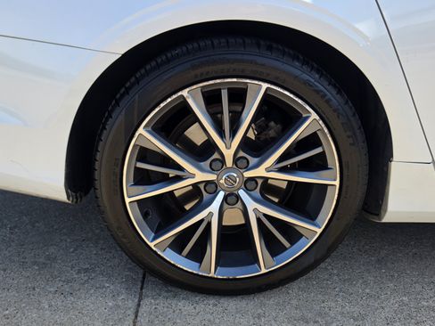 Used 2018 Volvo S90 T5 Momentum FWD image 15