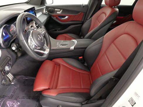 Used 2022 Mercedes-Benz GLC 300 4MATIC image 28